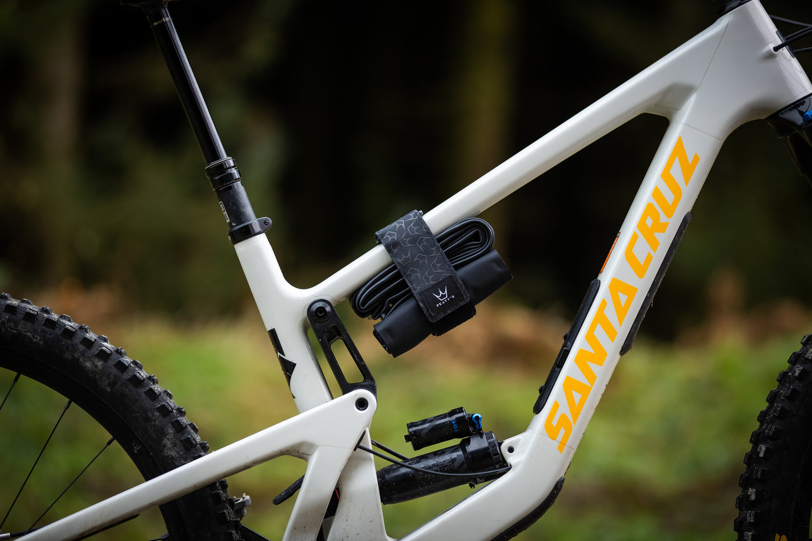 Peaty's Holdfast Trail Tool Wrap | Wrap It