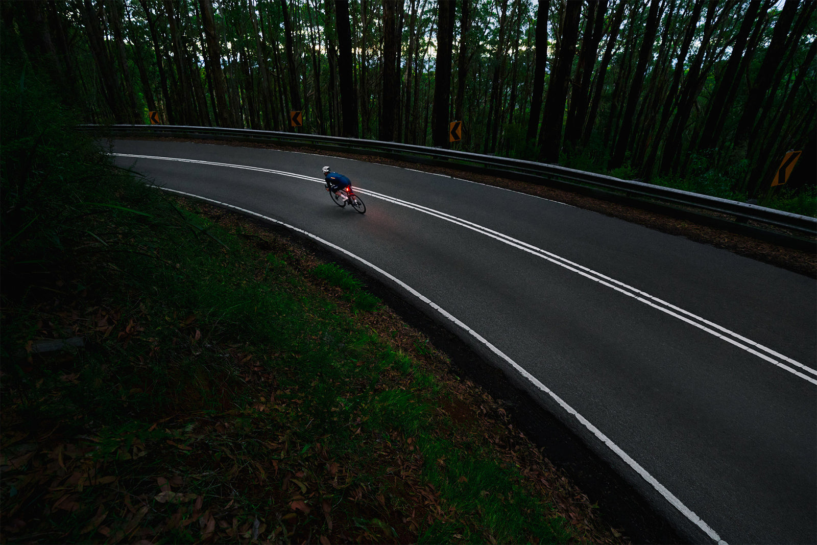 Blinder R-150 Rear Bike Light | 150 Lumens | Amazing!