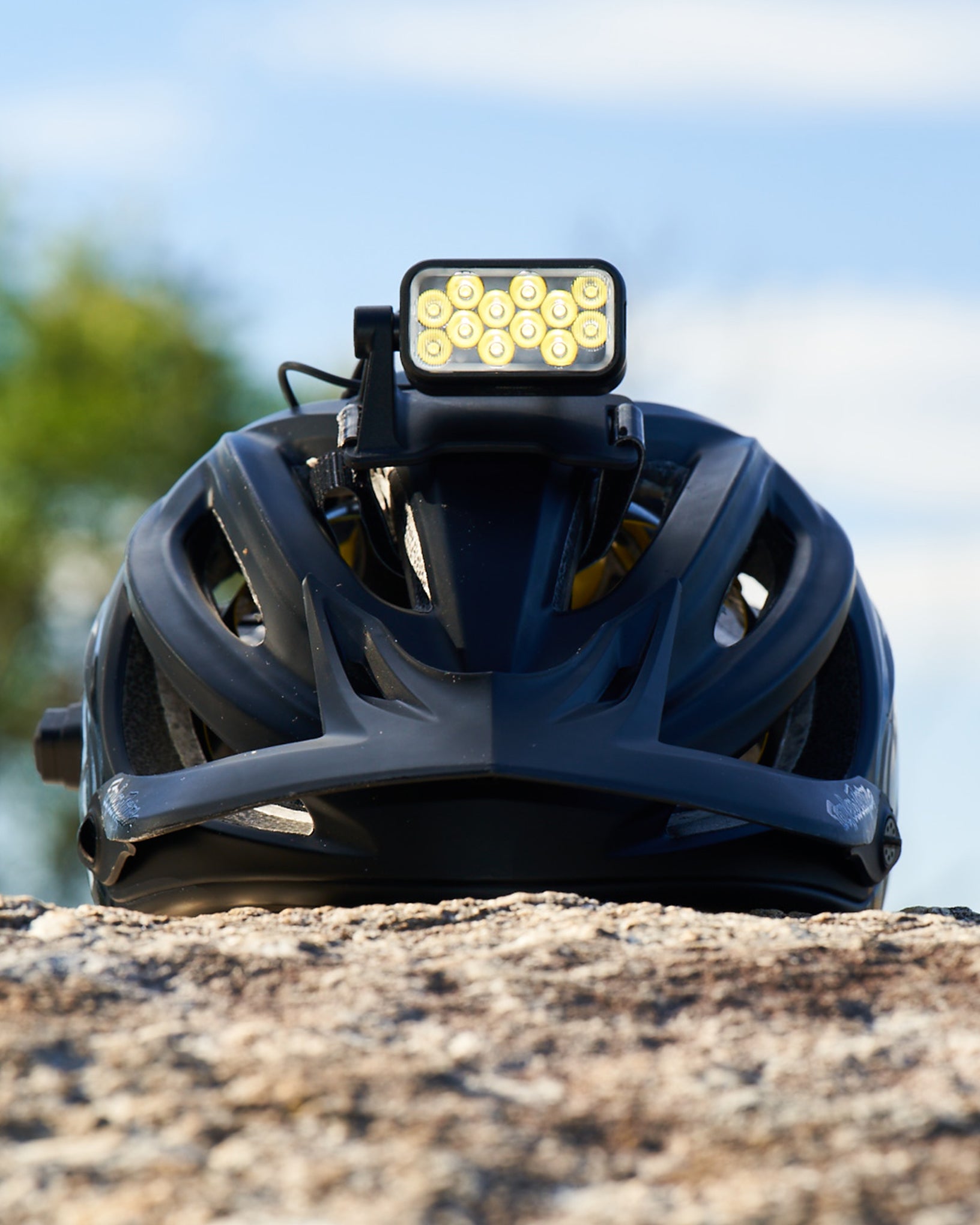 blinder mountainbiker Blinder X 2300 Front Bike Light | 2300 Lumens | Handlebar Mount | Astounding Performance!