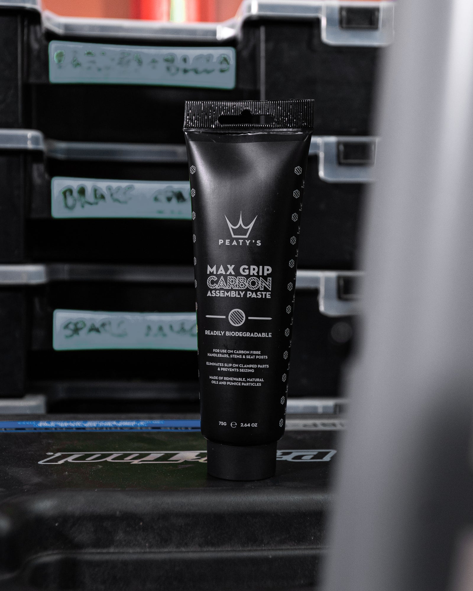 Max Grip Carbon Assembly Paste