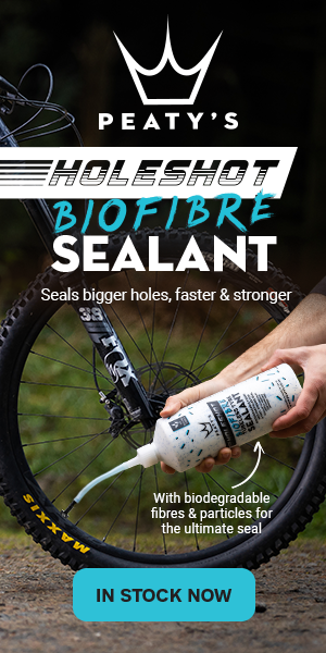 Peaty&#39;s Holeshot BioFibre Tubeless Tyre Sealant 500ml