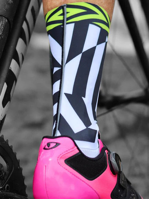 Summit Aero Cycling Socks - One Size / Pink