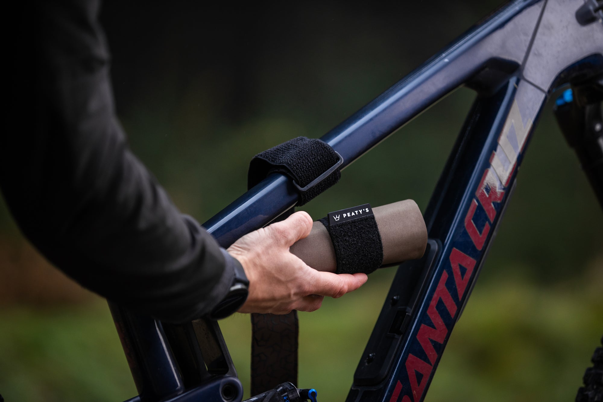 Peaty's Holdfast Trail Tool Wrap | Wrap It