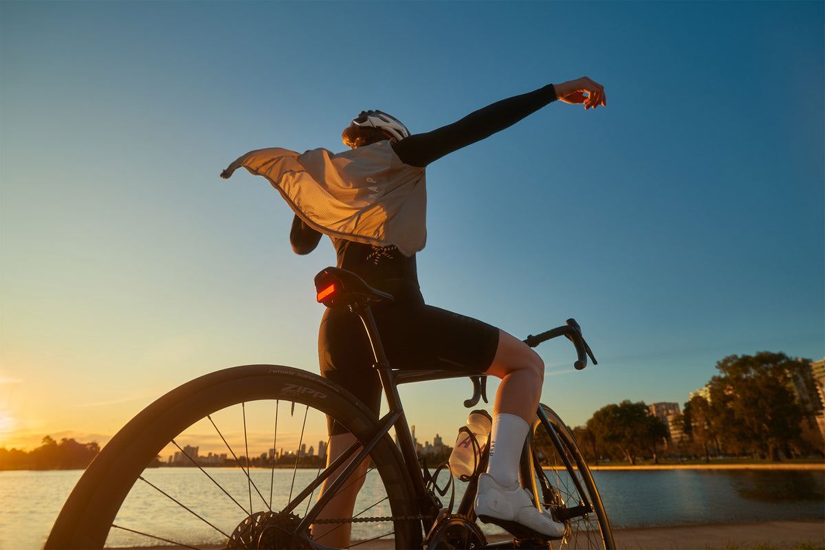 Blinder Link Rear Bike Light | 100 Lumens | Wow So Convenient!