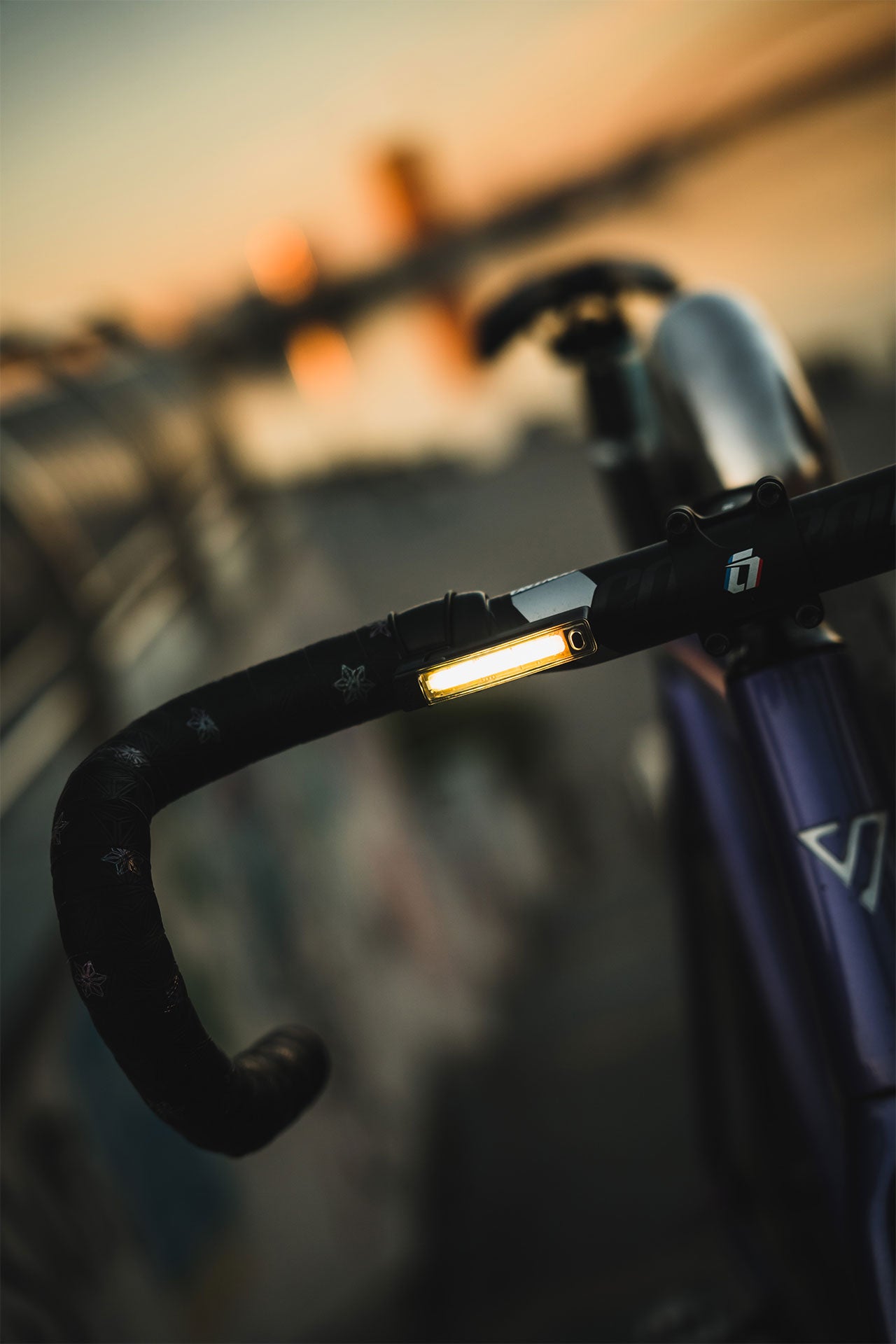 Knog Plus Front Bike Light  I  RIDE•RUN